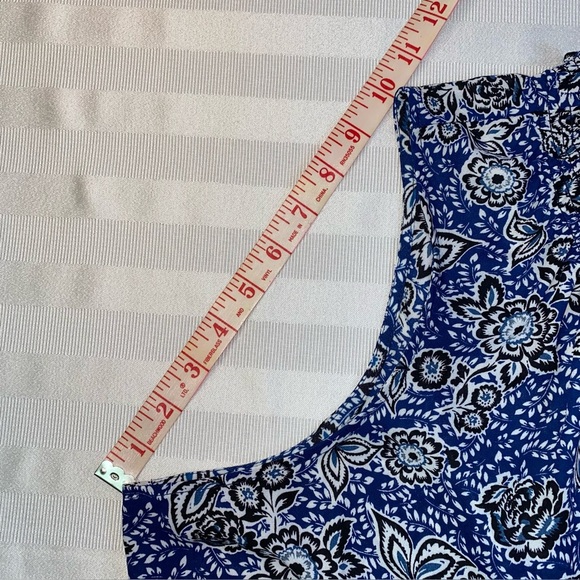 Zac & Rachel Sleeveless Blue and Red Boxy Tie Front Blouse Sz 2X - Picture 6 of 13
